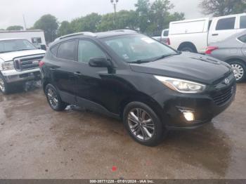  Salvage Hyundai TUCSON