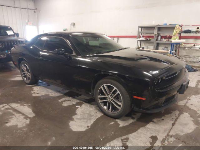  Salvage Dodge Challenger