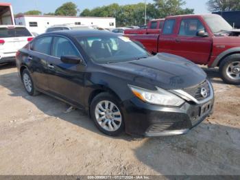  Salvage Nissan Altima