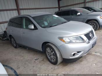  Salvage Nissan Pathfinder