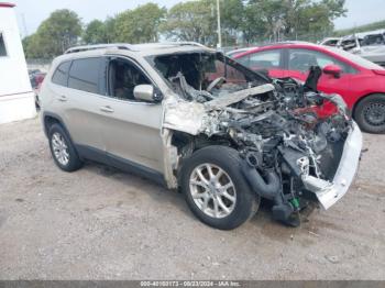  Salvage Jeep Cherokee