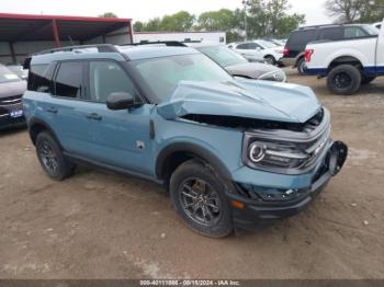  Salvage Ford Bronco