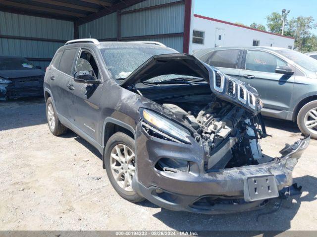  Salvage Jeep Cherokee