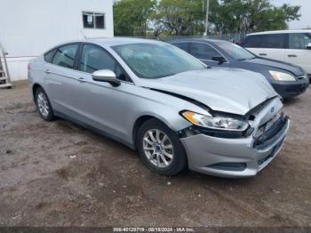  Salvage Ford Fusion