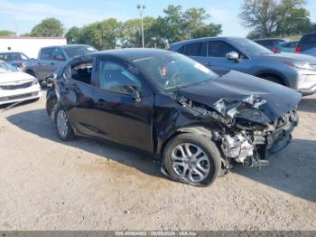  Salvage Toyota Yaris