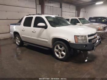  Salvage Chevrolet Avalanche 1500