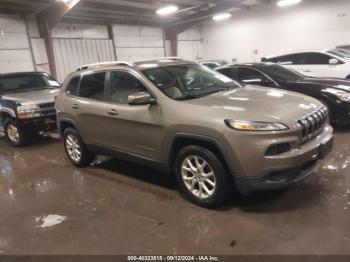  Salvage Jeep Cherokee