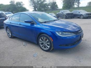  Salvage Chrysler 200