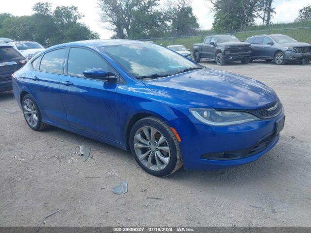  Salvage Chrysler 200