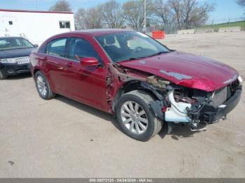  Salvage Chrysler 200