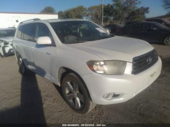  Salvage Toyota Highlander