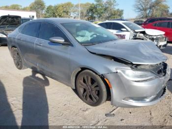  Salvage Chrysler 200