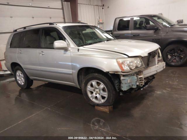  Salvage Toyota Highlander