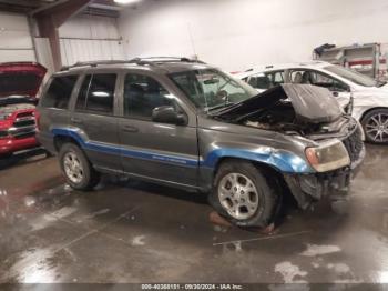  Salvage Jeep Grand Cherokee