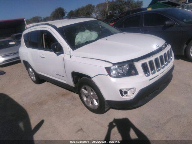  Salvage Jeep Compass