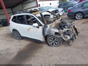  Salvage Subaru Forester