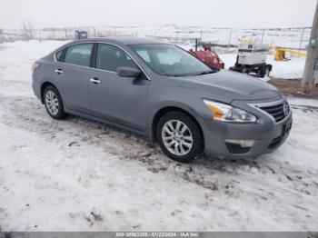  Salvage Nissan Altima