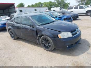  Salvage Dodge Avenger