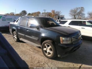  Salvage Chevrolet Avalanche 1500