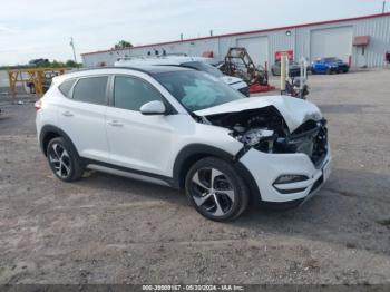  Salvage Hyundai TUCSON