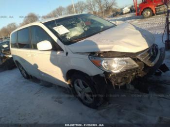  Salvage Volkswagen Routan