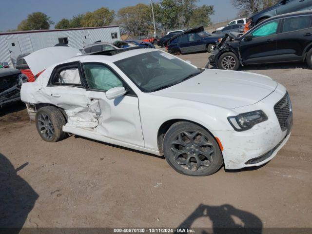  Salvage Chrysler 300