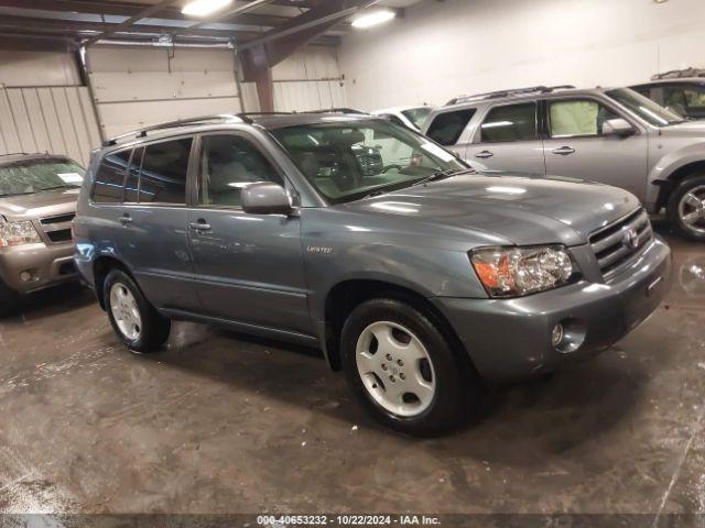  Salvage Toyota Highlander