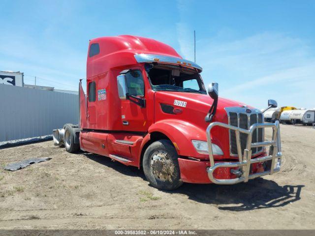  Salvage Peterbilt 579