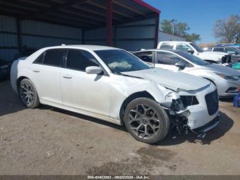  Salvage Chrysler 300