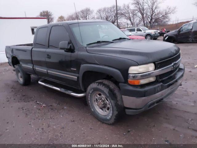  Salvage Chevrolet Silverado 2500