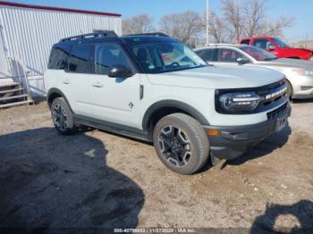  Salvage Ford Bronco