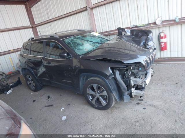  Salvage Jeep Cherokee