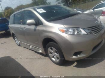  Salvage Toyota Sienna