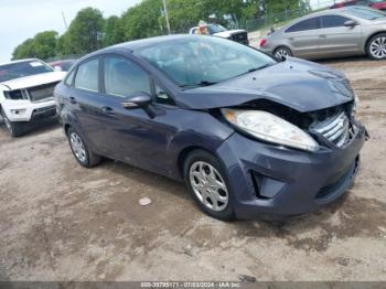  Salvage Ford Fiesta