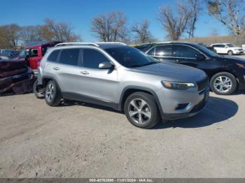  Salvage Jeep Cherokee