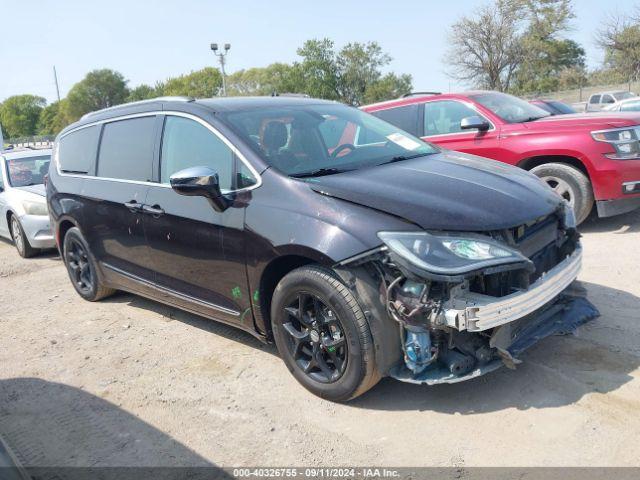  Salvage Chrysler Pacifica