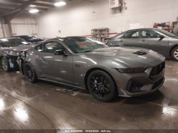  Salvage Ford Mustang