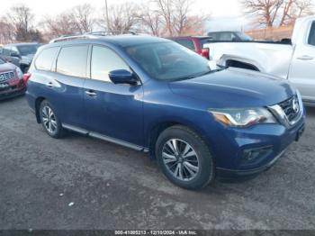  Salvage Nissan Pathfinder