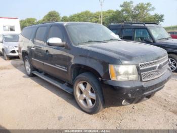  Salvage Chevrolet Suburban 1500