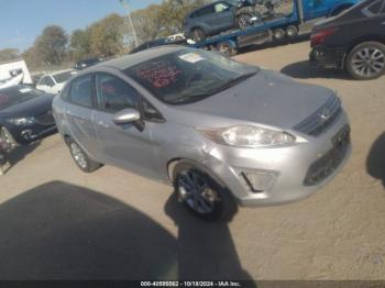  Salvage Ford Fiesta