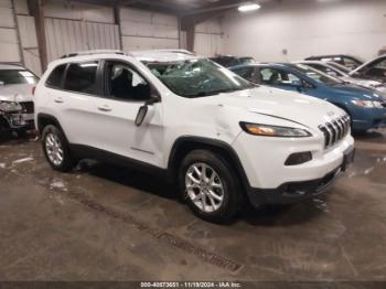  Salvage Jeep Cherokee