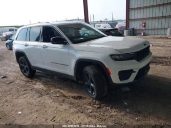  Salvage Jeep Grand Cherokee