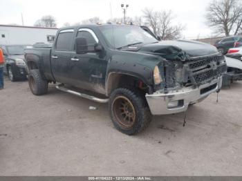  Salvage Chevrolet Silverado 2500