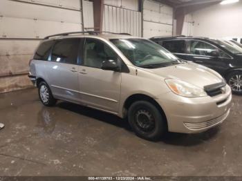  Salvage Toyota Sienna