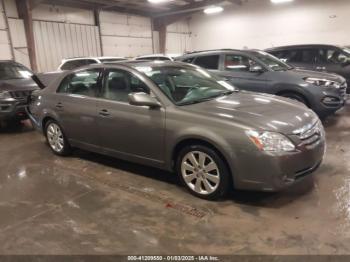  Salvage Toyota Avalon