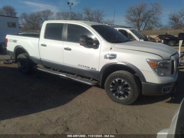  Salvage Nissan Titan