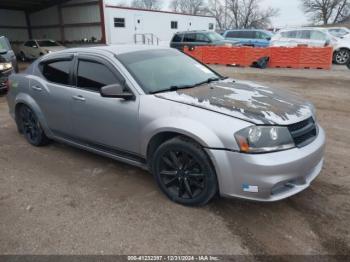  Salvage Dodge Avenger