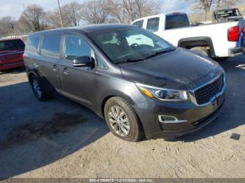  Salvage Kia Sedona