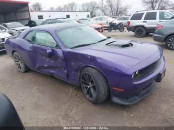  Salvage Dodge Challenger