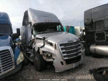  Salvage Freightliner New Cascadia 126